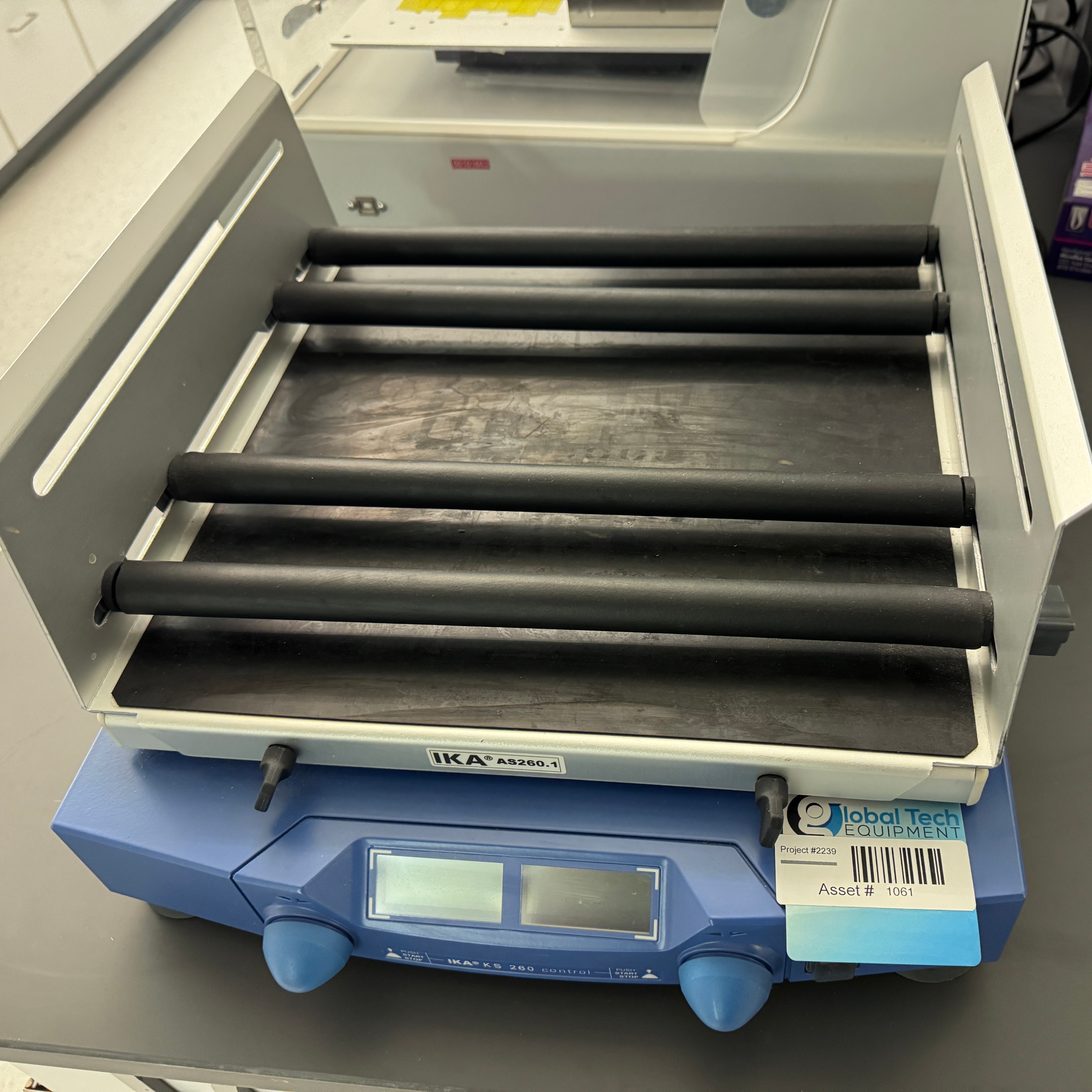 IKA KS 260 Basic 型振荡器