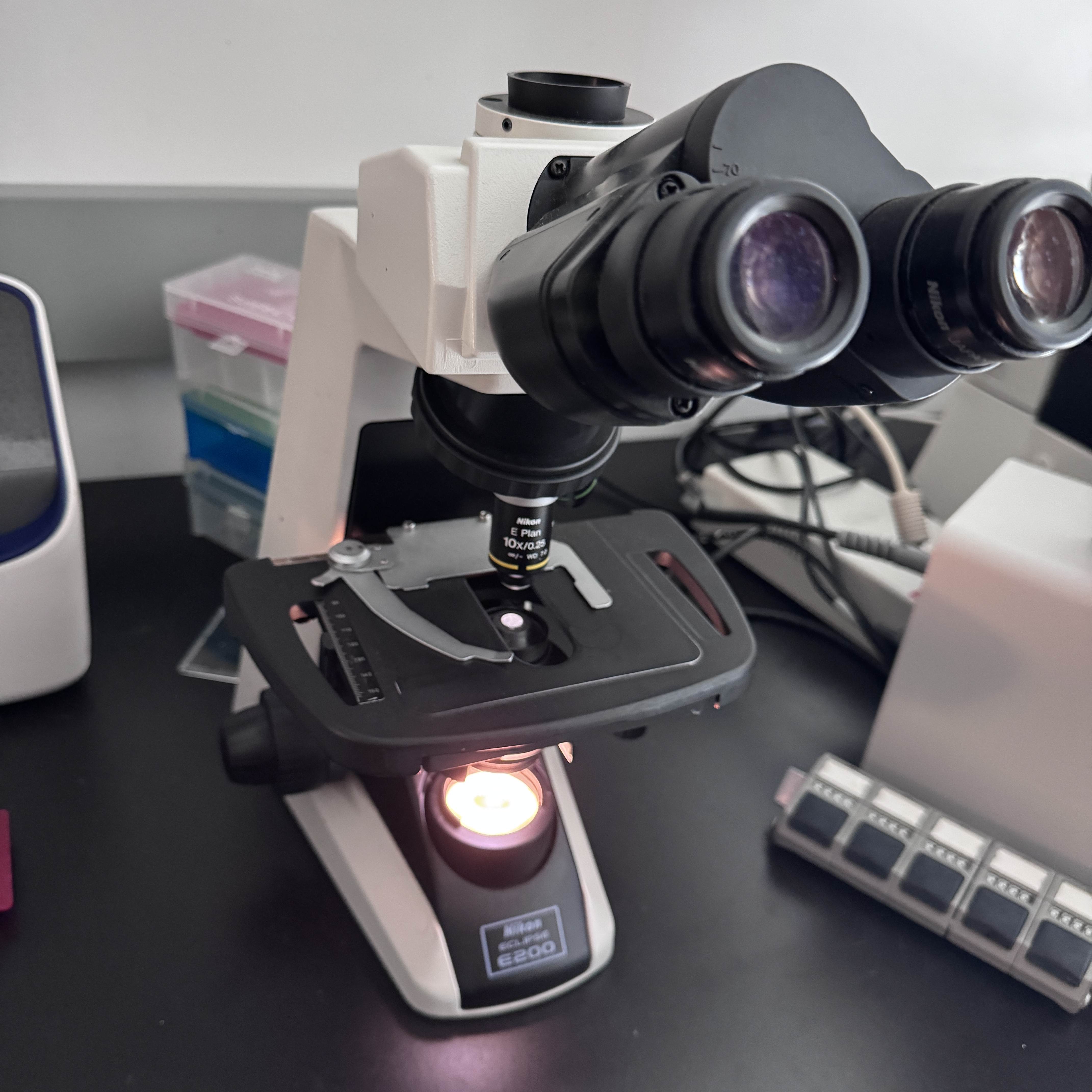 尼康Eclipse E200显微镜（配3倍物镜）